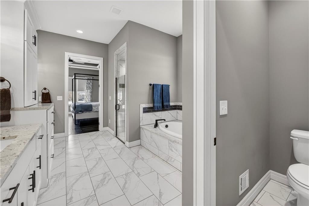 10505 W 162nd Street — photo 38