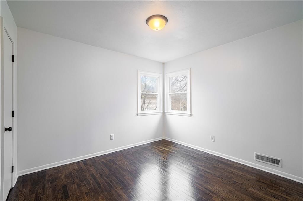 3310 S 30th Street — photo 13