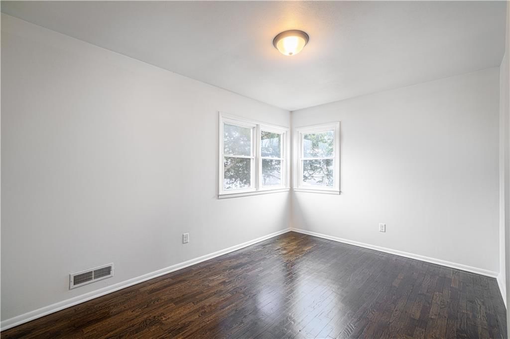 3310 S 30th Street — photo 15