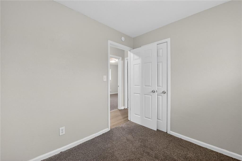 11206 CORRINGTON Avenue — photo 17