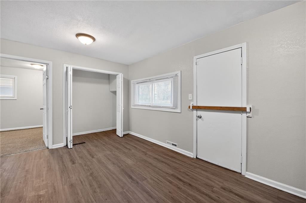 11206 CORRINGTON Avenue — photo 18