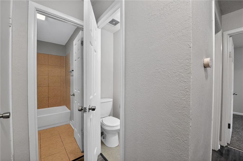 11206 CORRINGTON Avenue — photo 23