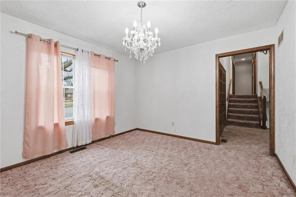 2741 S 53rd Terrace — photo 7