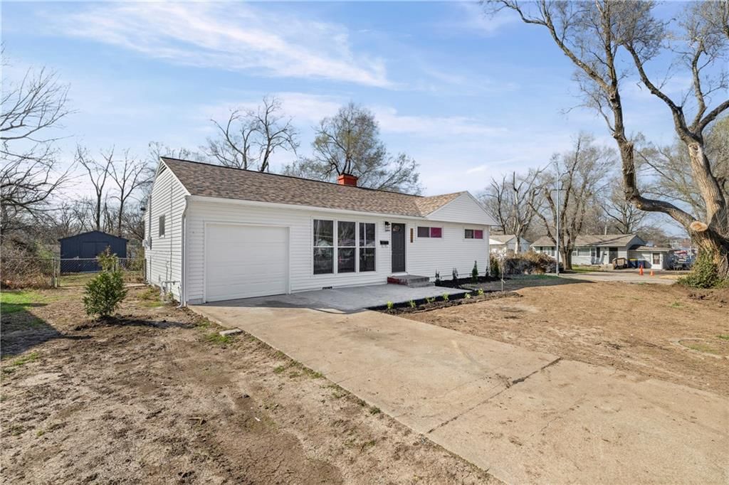 10712 Blue Ridge Boulevard — photo 3
