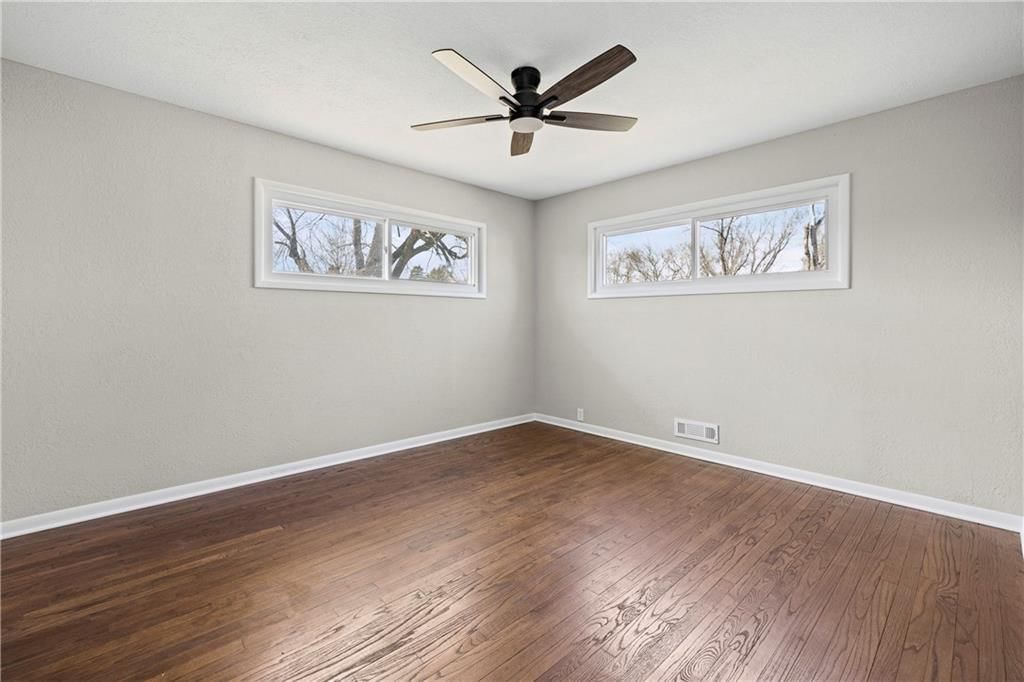 10712 Blue Ridge Boulevard — photo 12