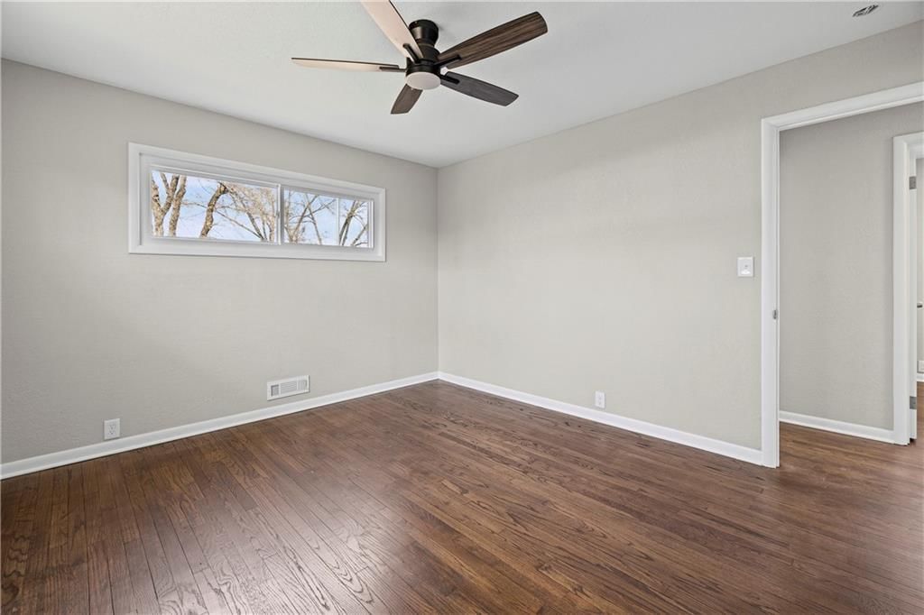 10712 Blue Ridge Boulevard — photo 13