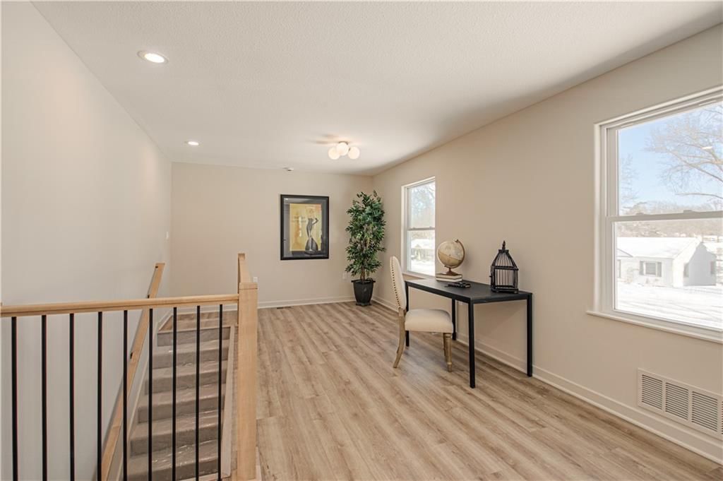 5520 Granada Lane — photo 5