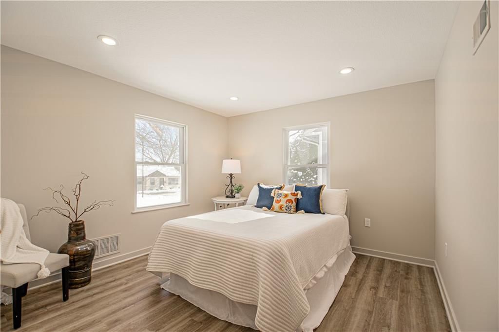 5520 Granada Lane — photo 24