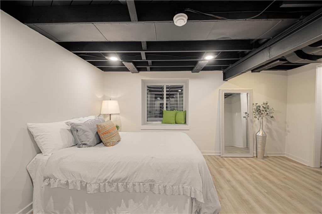 5520 Granada Lane — photo 31