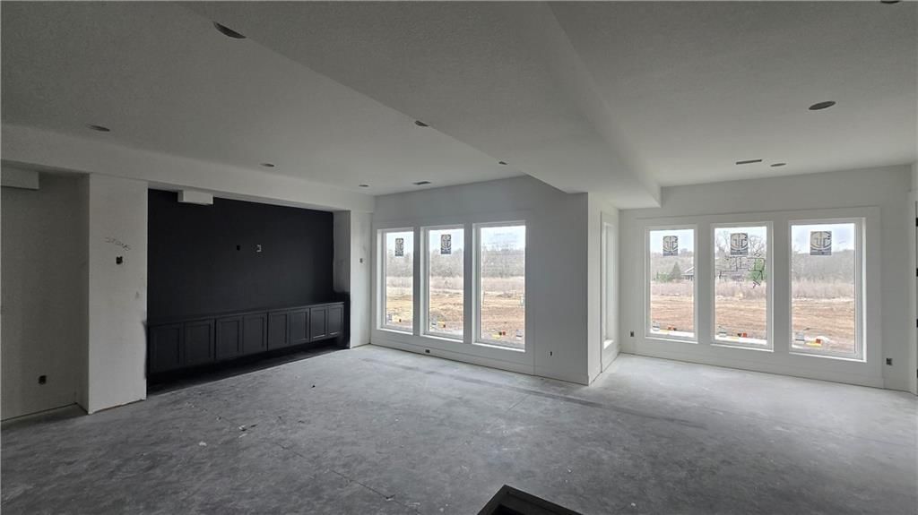 12211 W 184th Terrace — photo 14