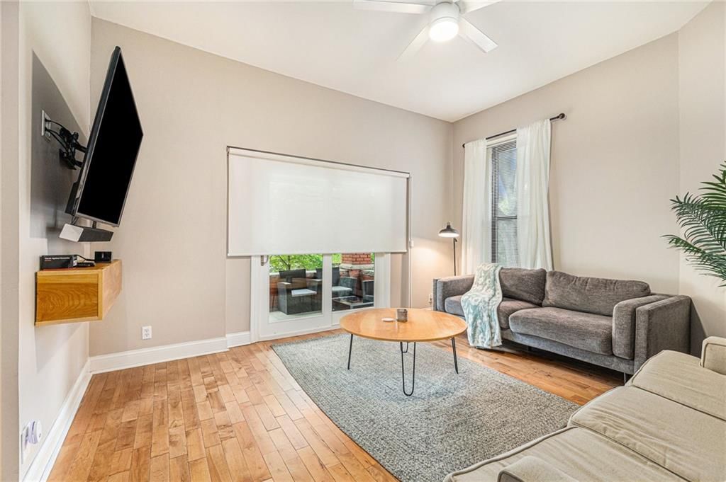 3627-3629 Wyandotte Street — photo 5