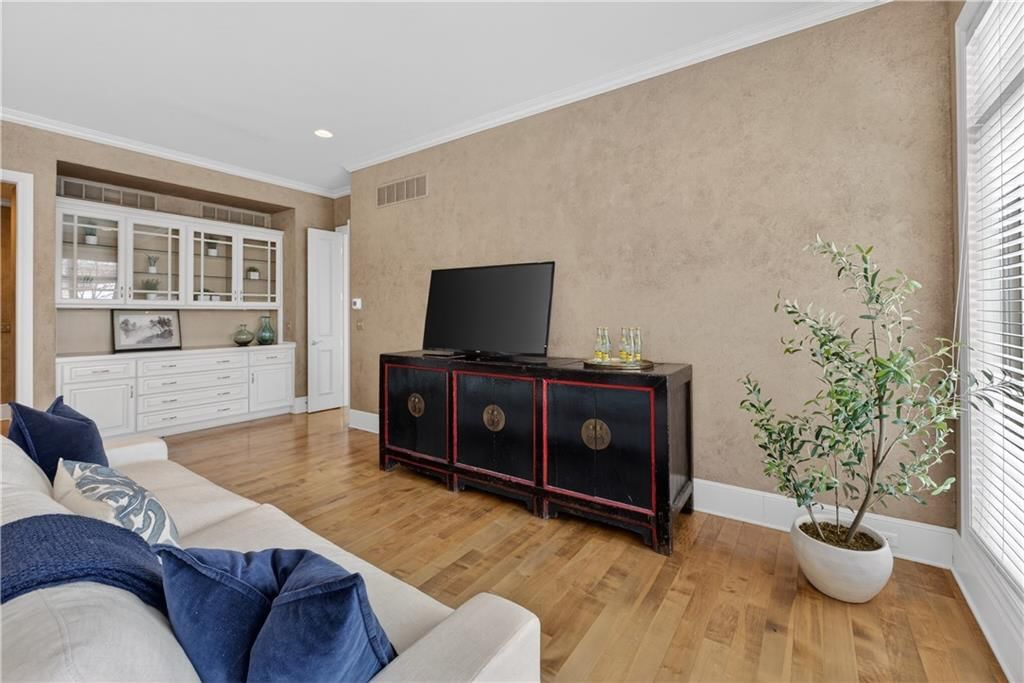 2108 W 115th Street — photo 20