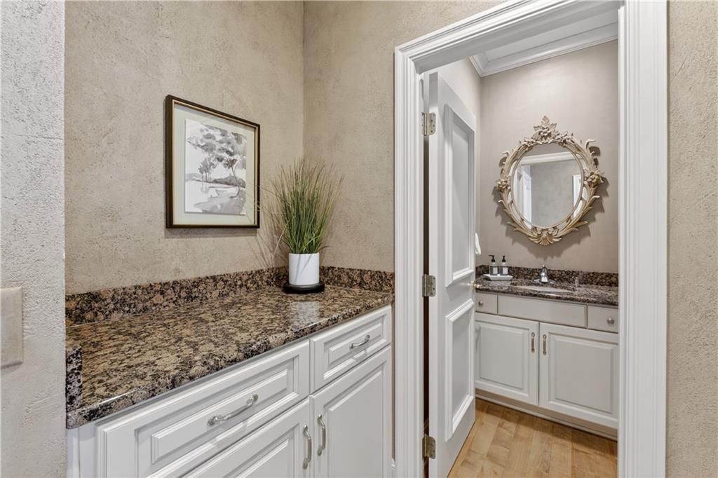 2108 W 115th Street — photo 29