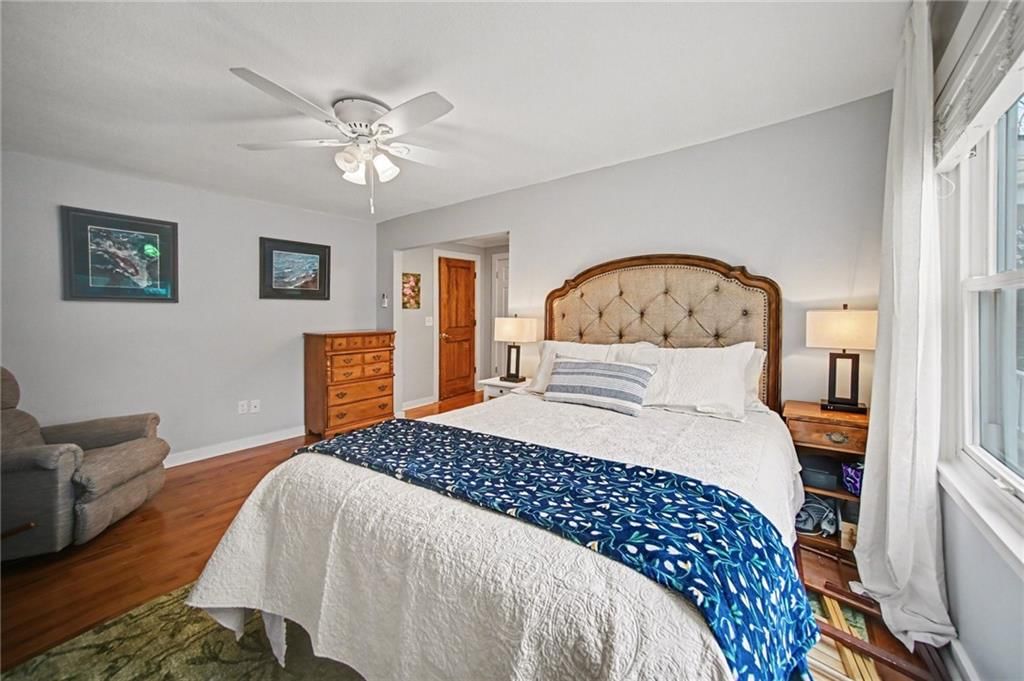 203 NE Green Street — photo 20