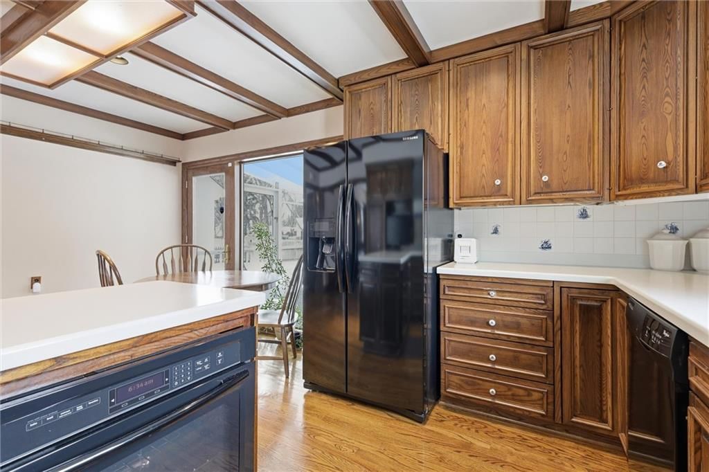 6834 Linden Street — photo 16