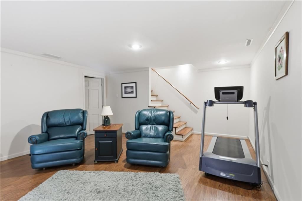 6834 Linden Street — photo 33