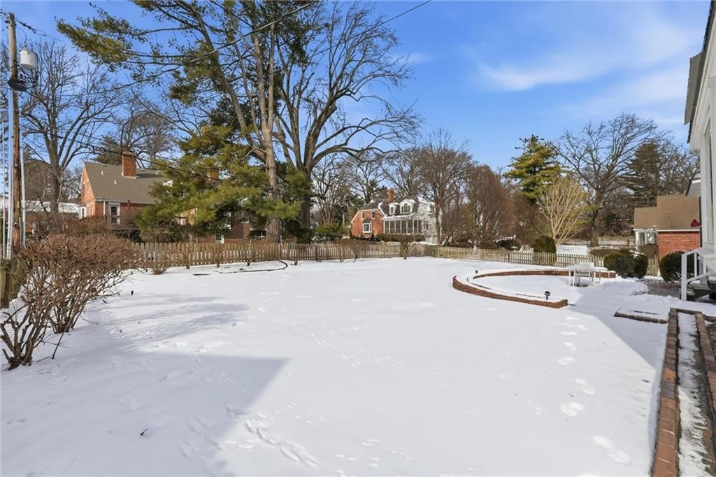 6834 Linden Street — photo 36