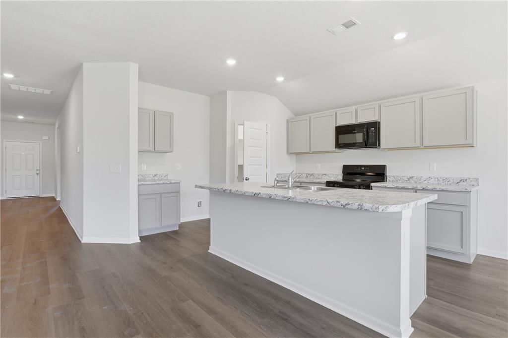 20232 W 194th Terrace — photo 4
