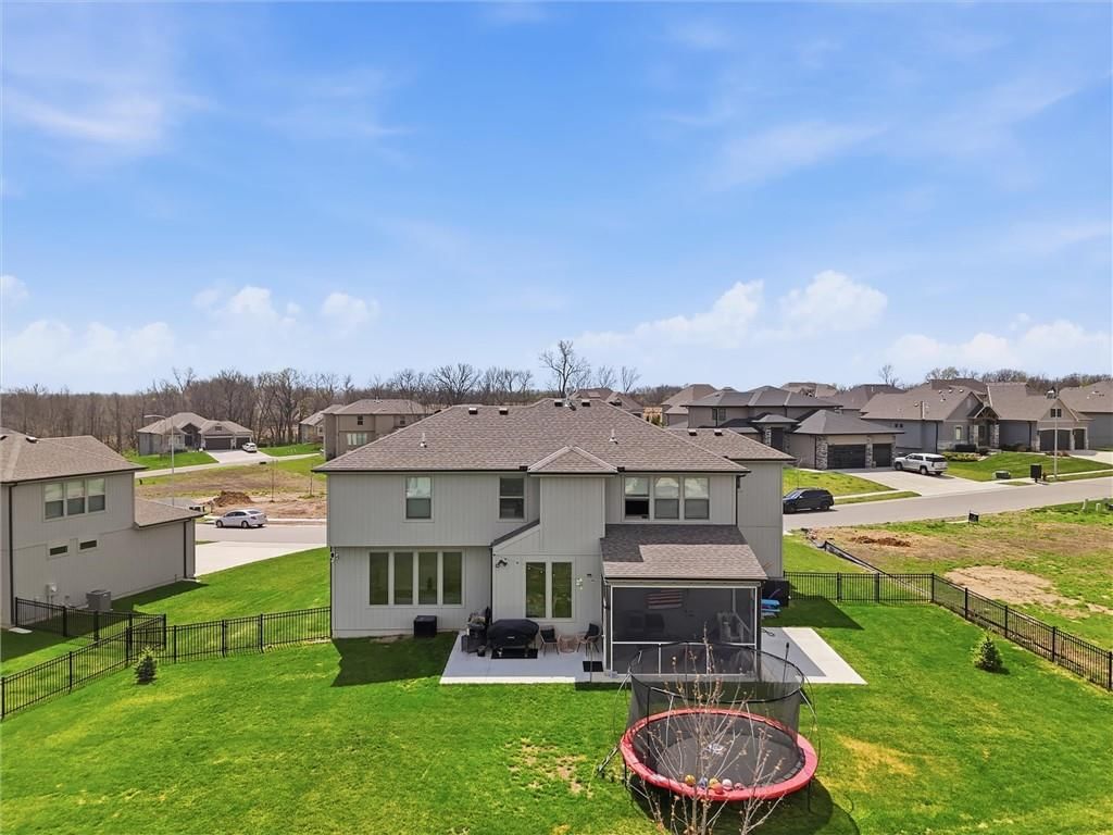 1116 Hummingbird Court — photo 2