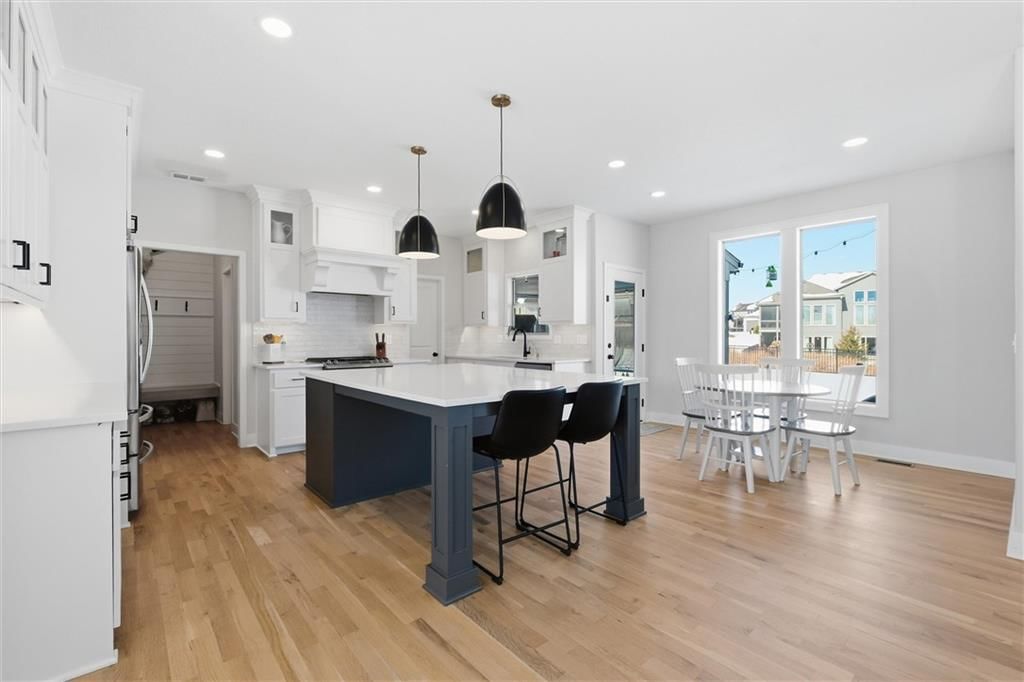 1116 Hummingbird Court — photo 3