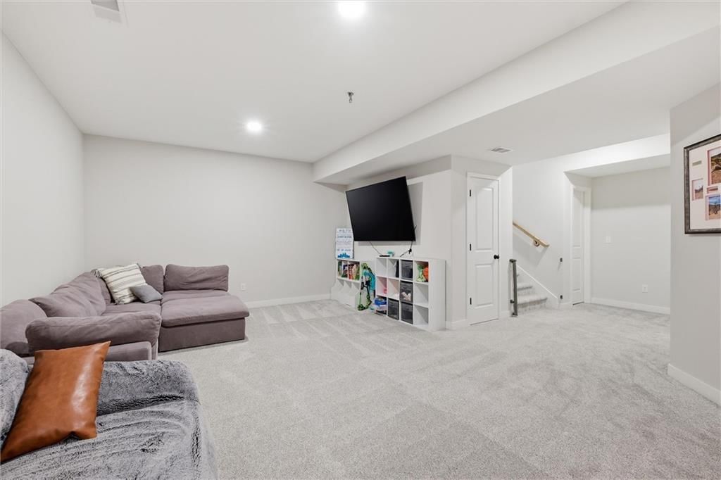 1116 Hummingbird Court — photo 29
