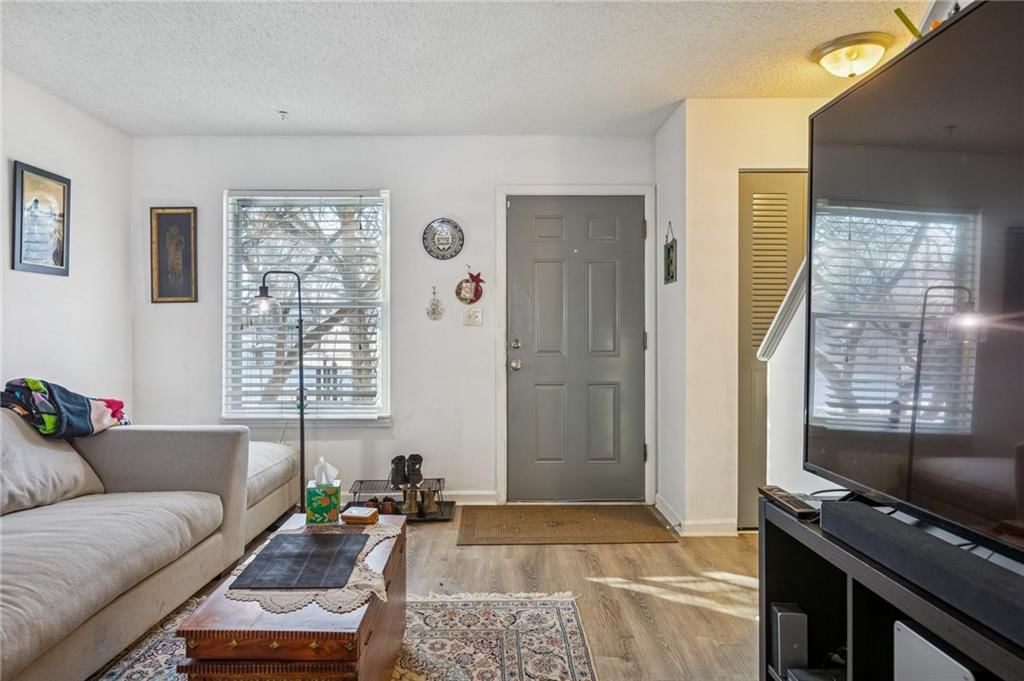 8715 Sycamore Avenue — photo 5