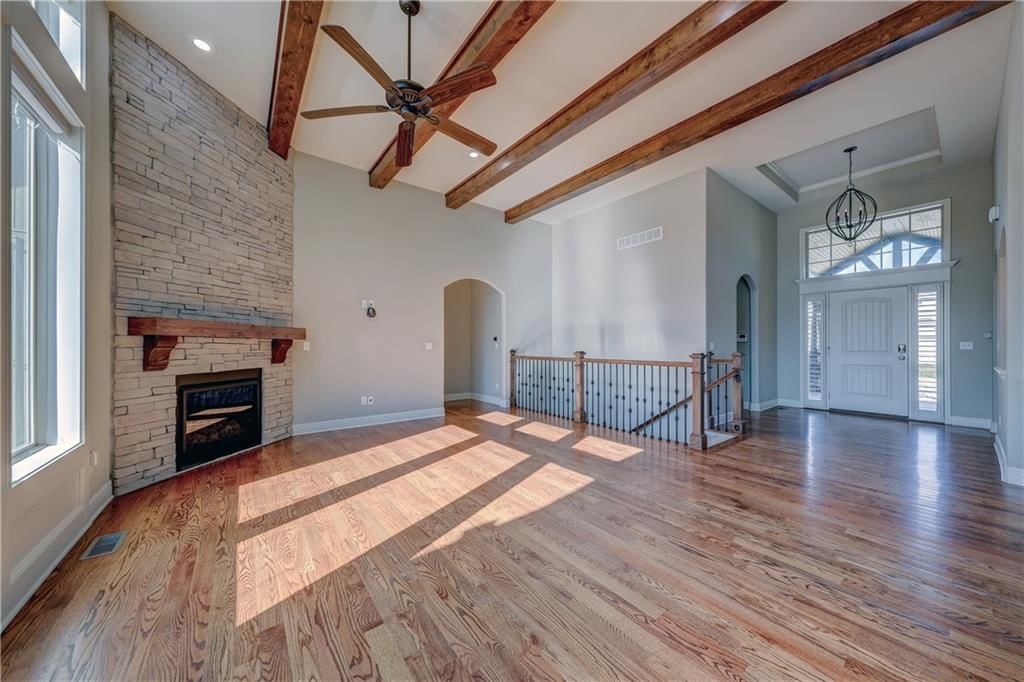 20501 W 112th Terrace — photo 4