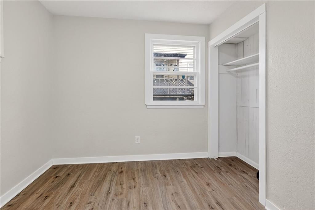 421 Limit Street — photo 10