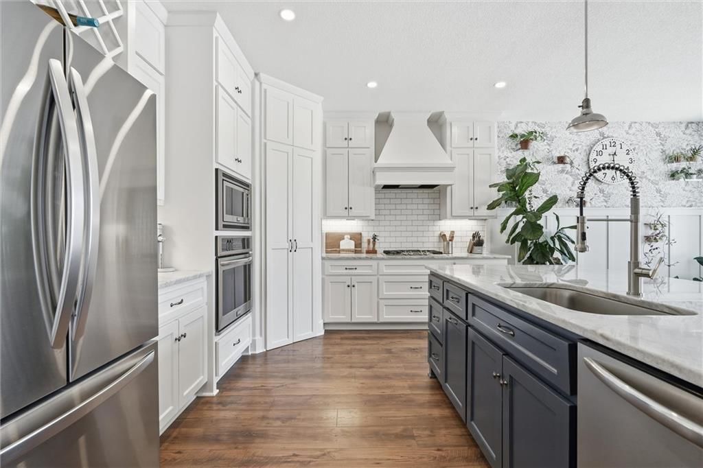 3904 SW Stoney Brook Drive — photo 12