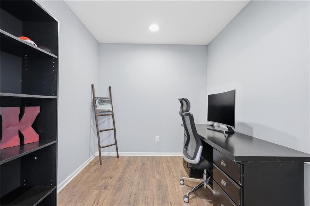 3904 SW Stoney Brook Drive — photo 22