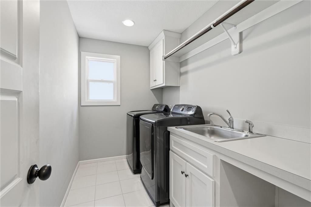 3904 SW Stoney Brook Drive — photo 29