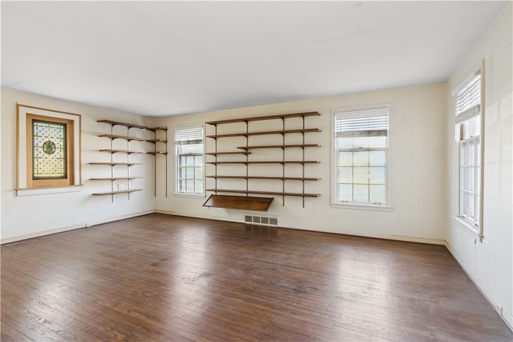 2515 W 65th Street — photo 17
