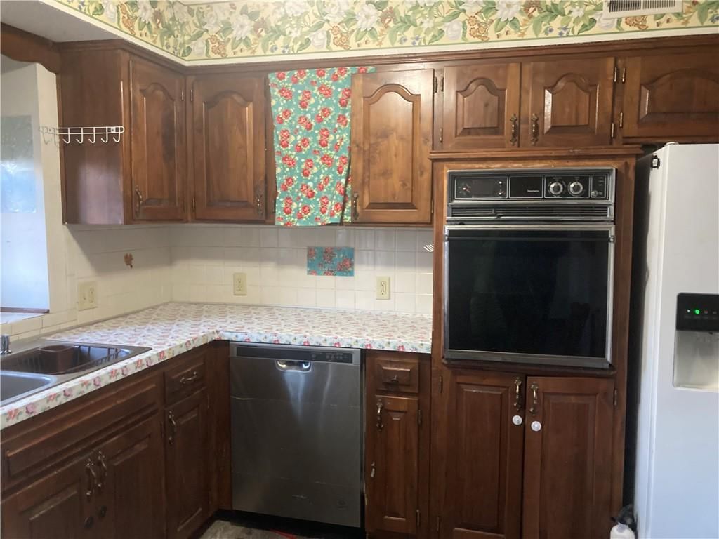 11907 W 49 Place — photo 8