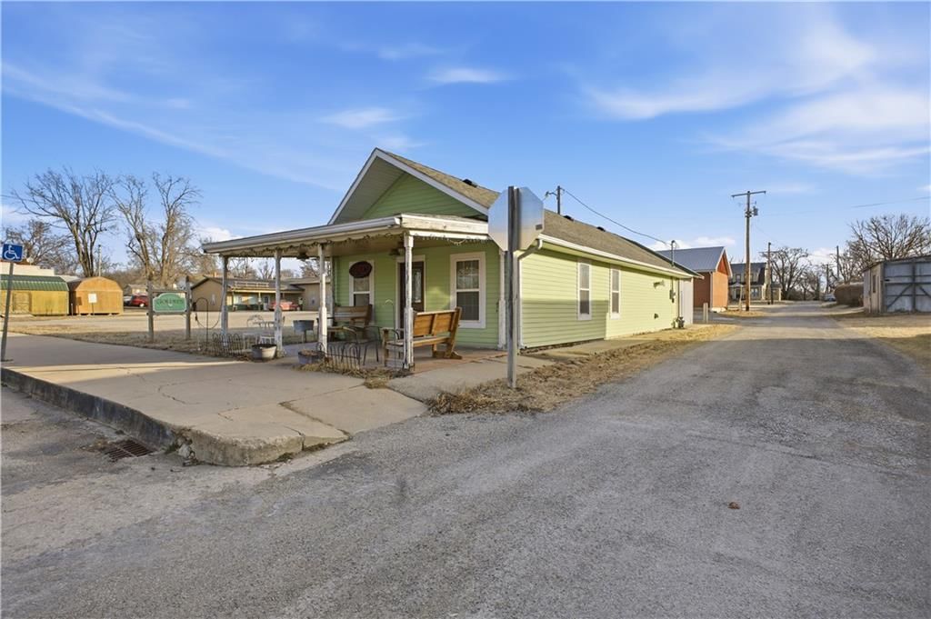 301 N Main Street — photo 4