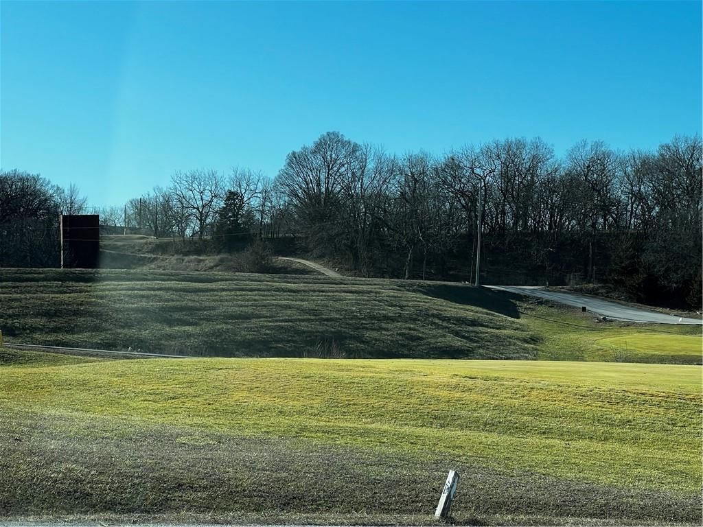8987 Oak Country Lane — photo 5