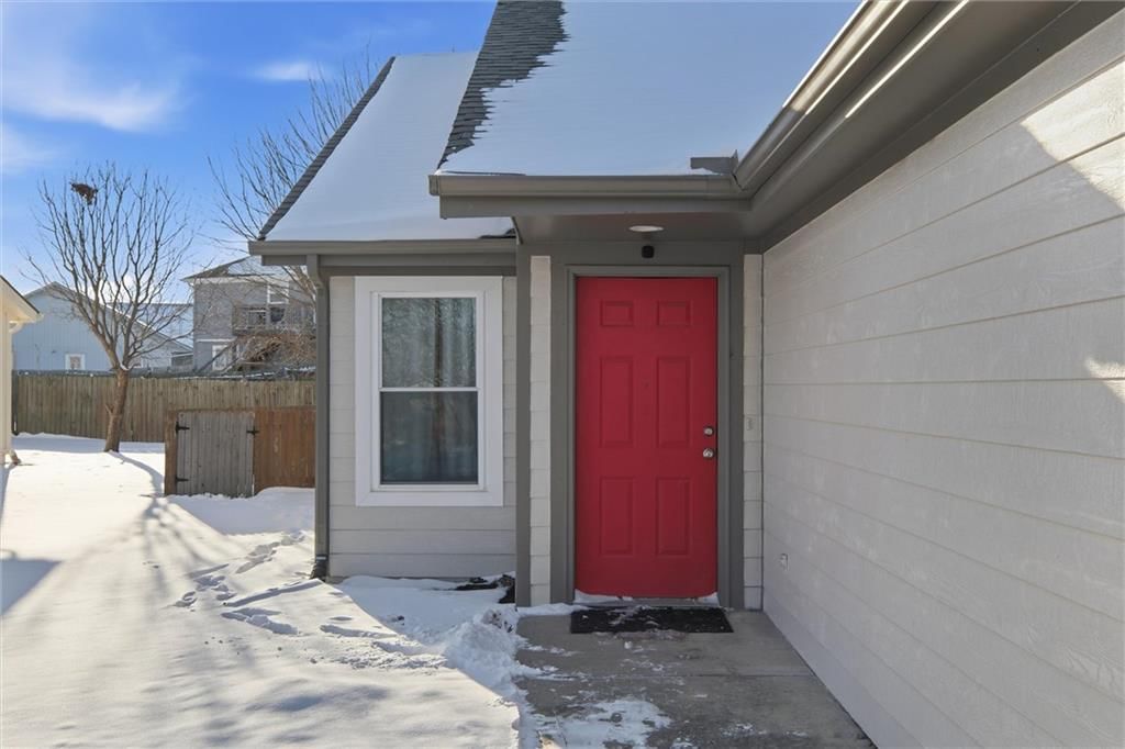 312 S Stone Creek Drive — photo 3