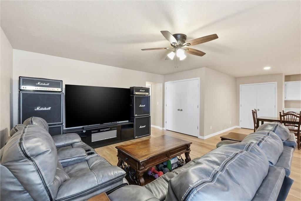 312 S Stone Creek Drive — photo 5