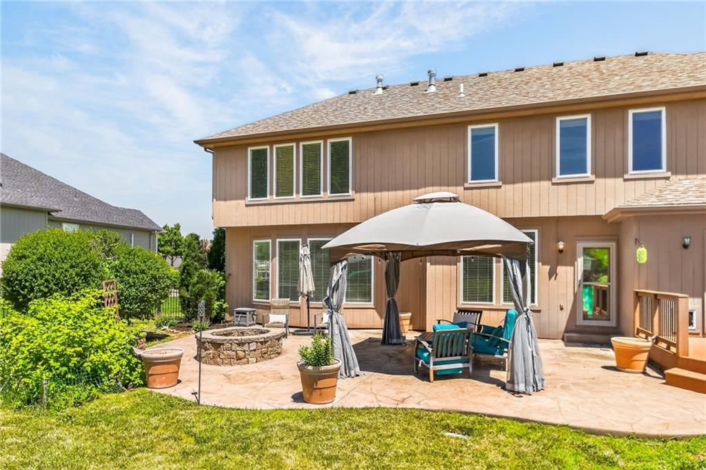 2413 SW Kenwill Drive — photo 7