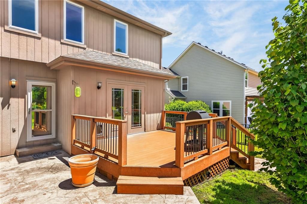 2413 SW Kenwill Drive — photo 8