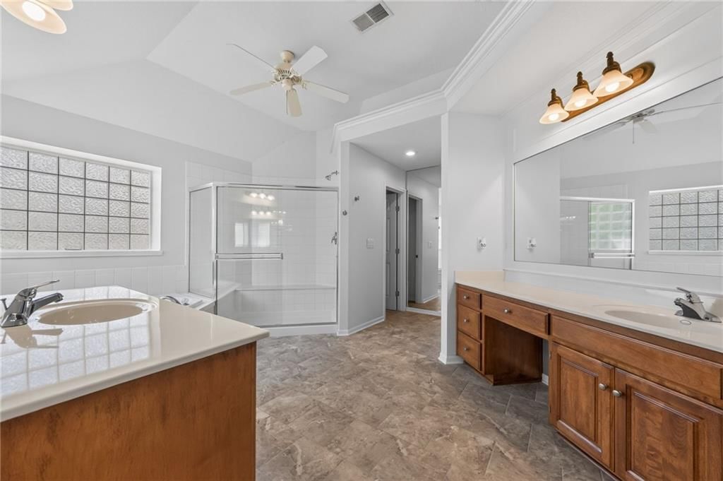 2413 SW Kenwill Drive — photo 32