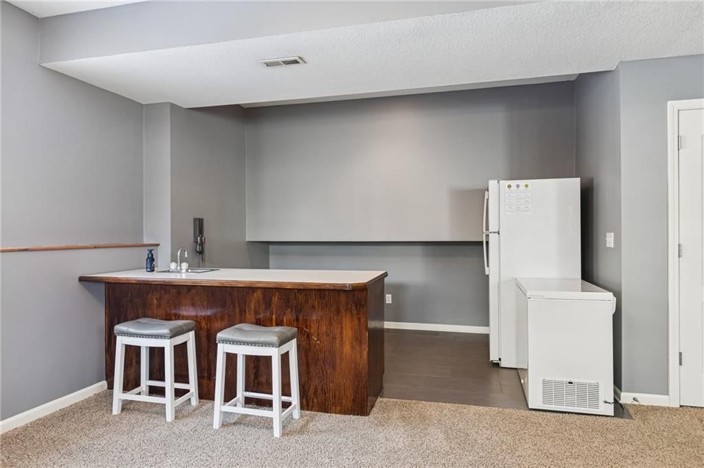 8544 Primrose Street — photo 37