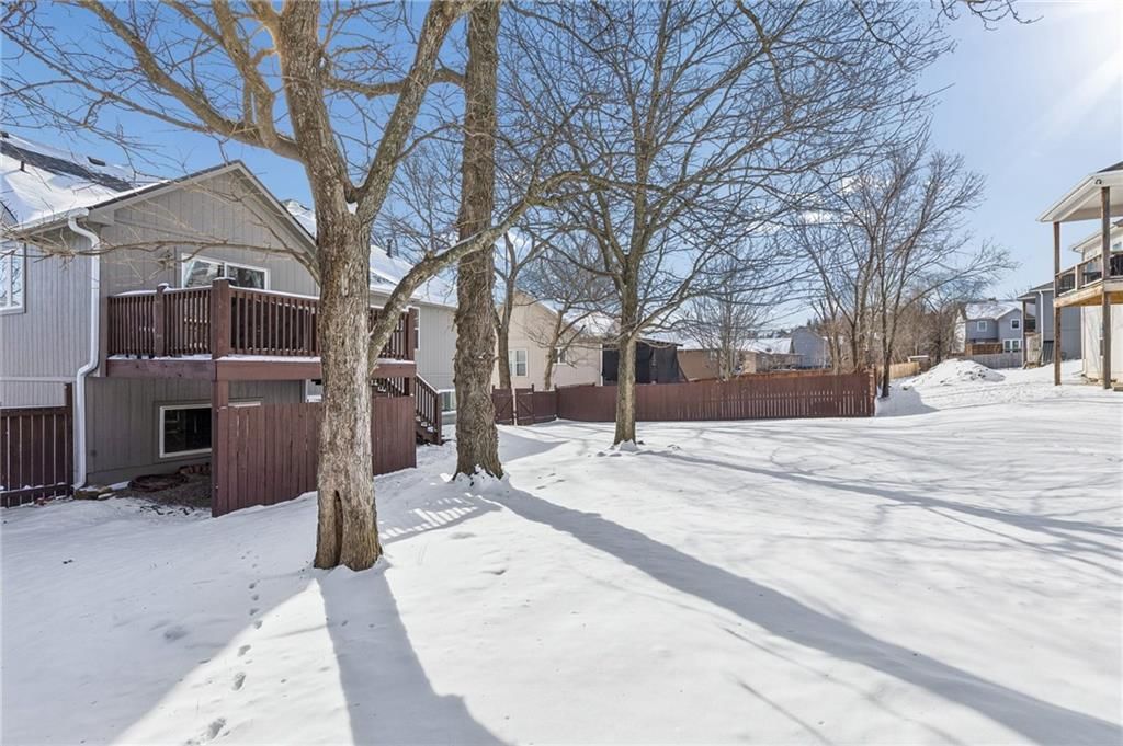 8544 Primrose Street — photo 43