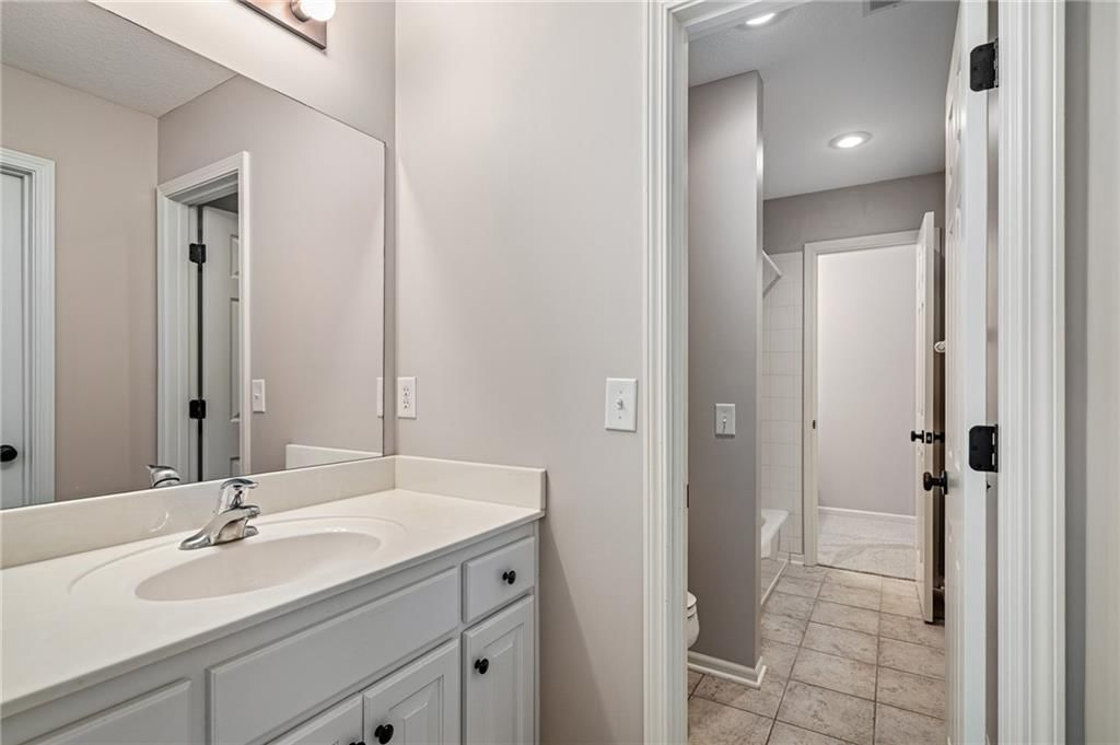 16253 S Summertree Lane — photo 35