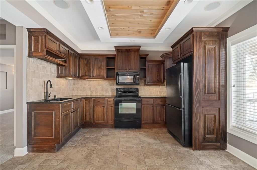 16253 S Summertree Lane — photo 43