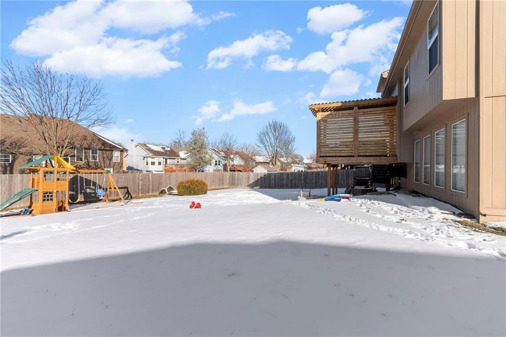505 SE Saratoga Drive — photo 37