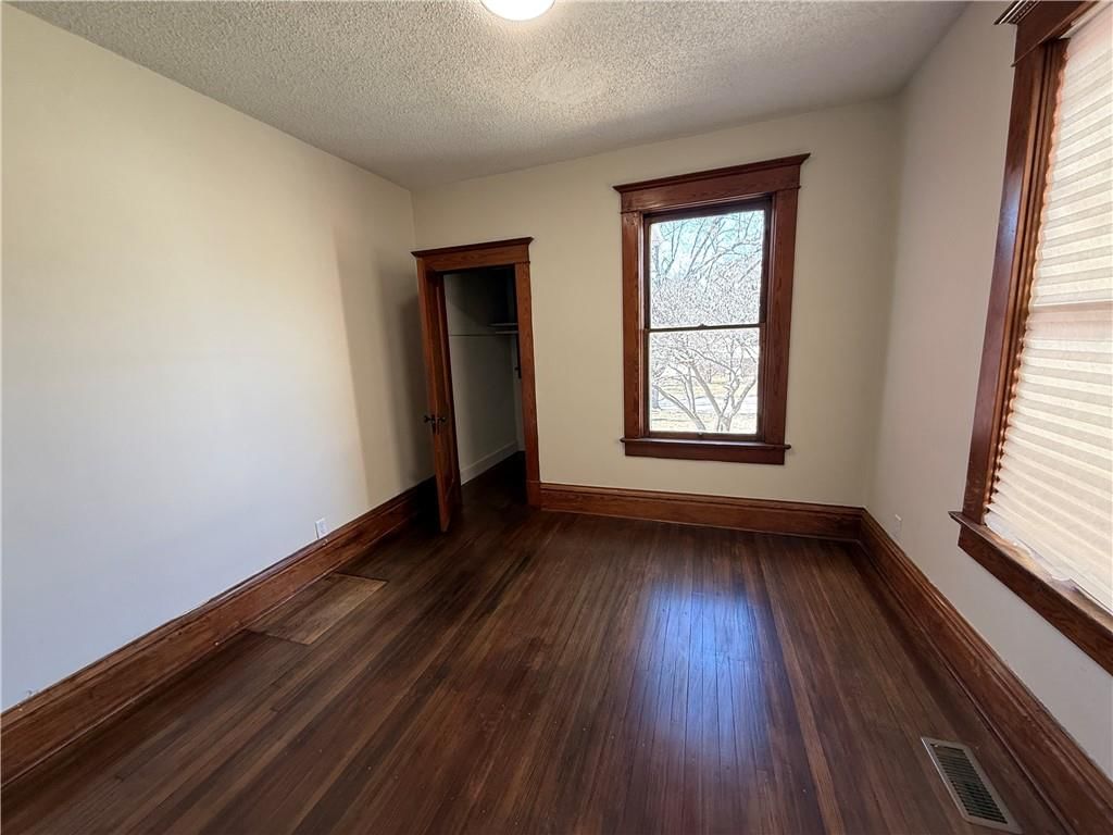 309 N 12th Street — photo 13