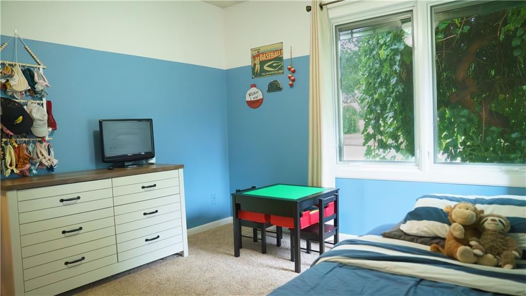 514 N Brown Avenue — photo 15