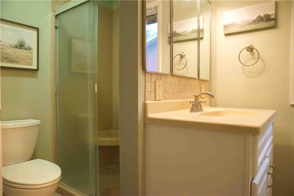 514 N Brown Avenue — photo 19