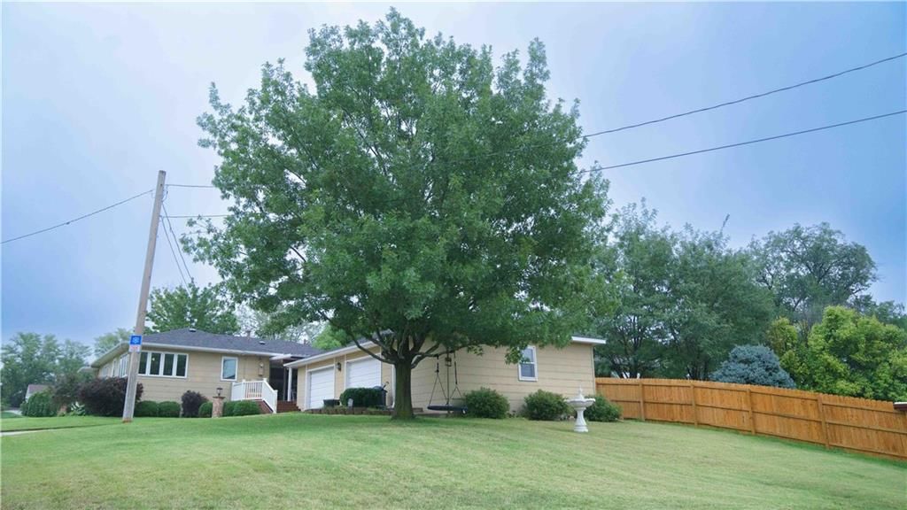 514 N Brown Avenue — photo 31