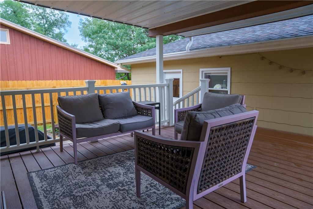 514 N Brown Avenue — photo 33